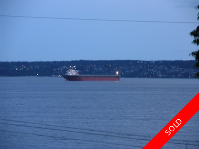 Dundarave House for sale: 3 bedroom 1,952 sq.ft. (Listed 2007-11-06)