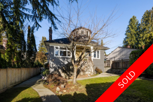 Ambleside Single Family Residence for sale:  5 bedroom 3,079 sq.ft. (Listed 2025-01-18)